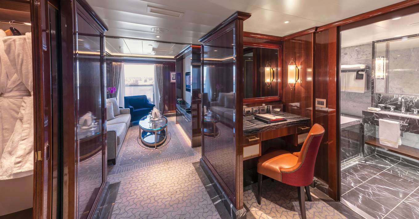 Penthouse Suite