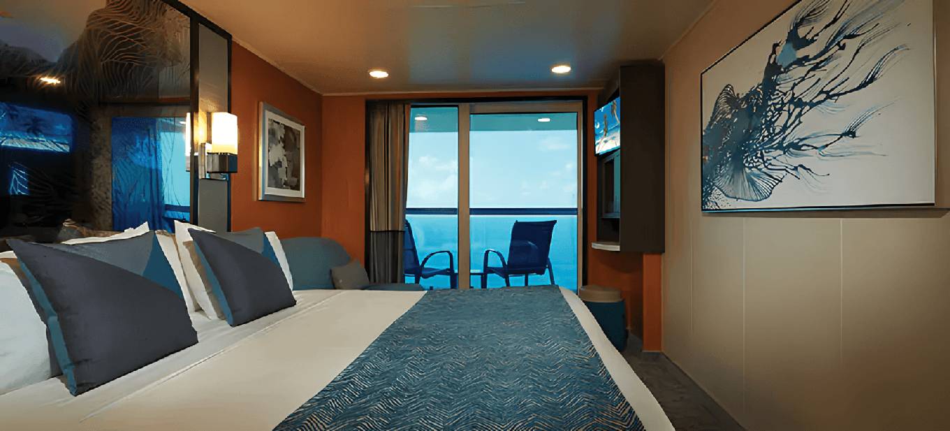 Mid-Ship Balcony