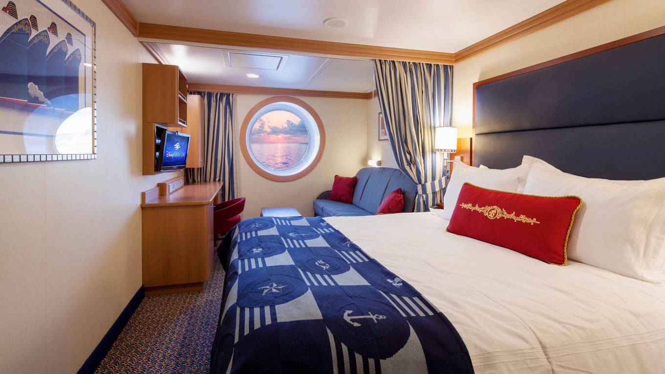 Deluxe Oceanview Stateroom with Porthole (obstructed view)
