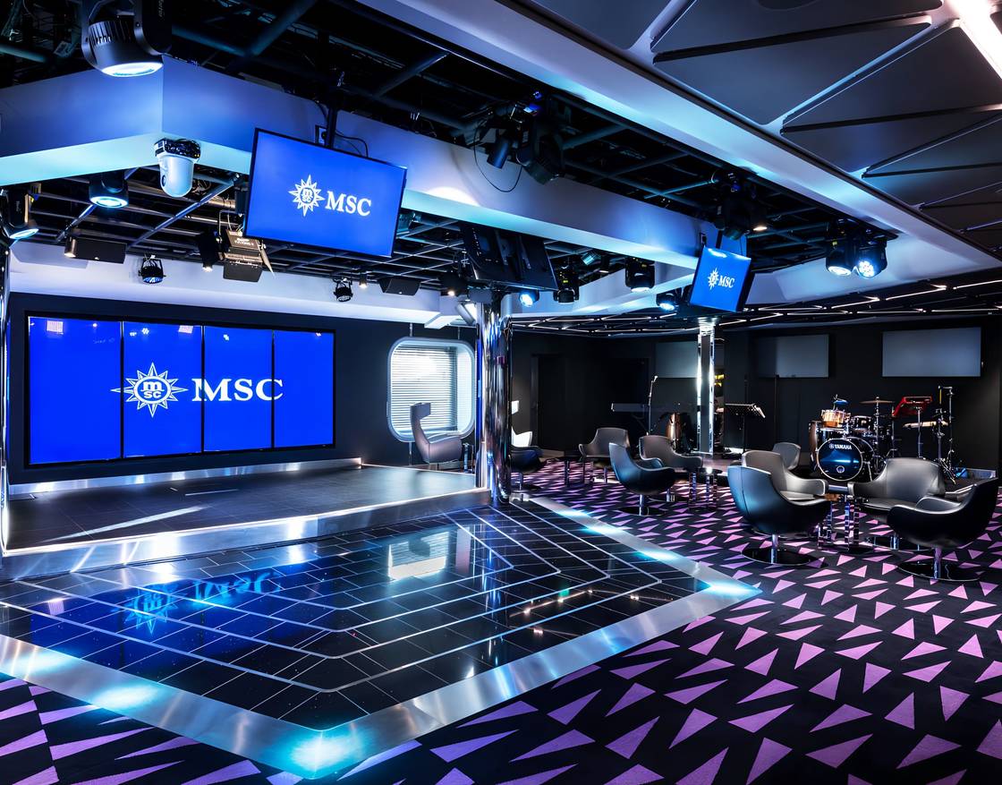 TV Studio & Bar