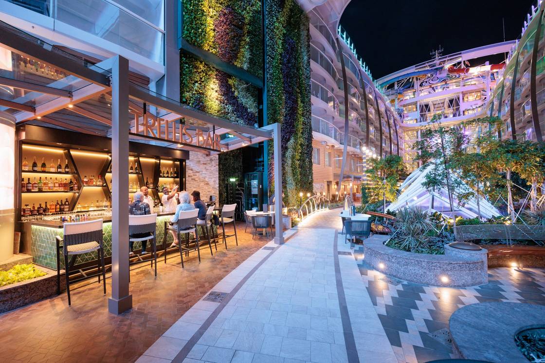 Trellis Bar