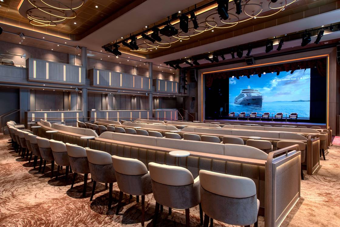 Venetian Lounge