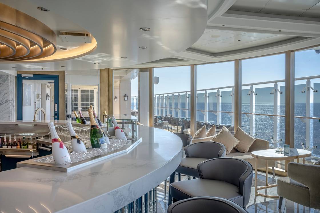 Fizz Champagne Bar