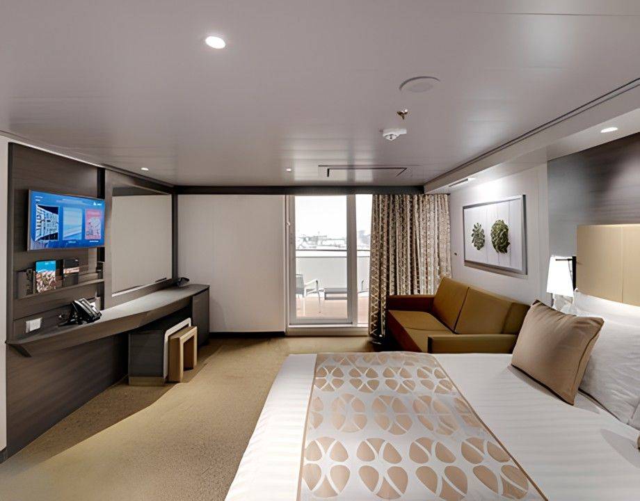 Deluxe Balcony FANTASTICA