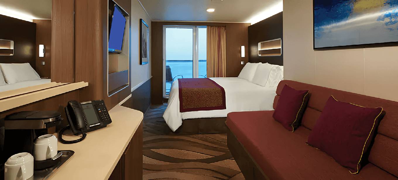 Club Balcony Suite