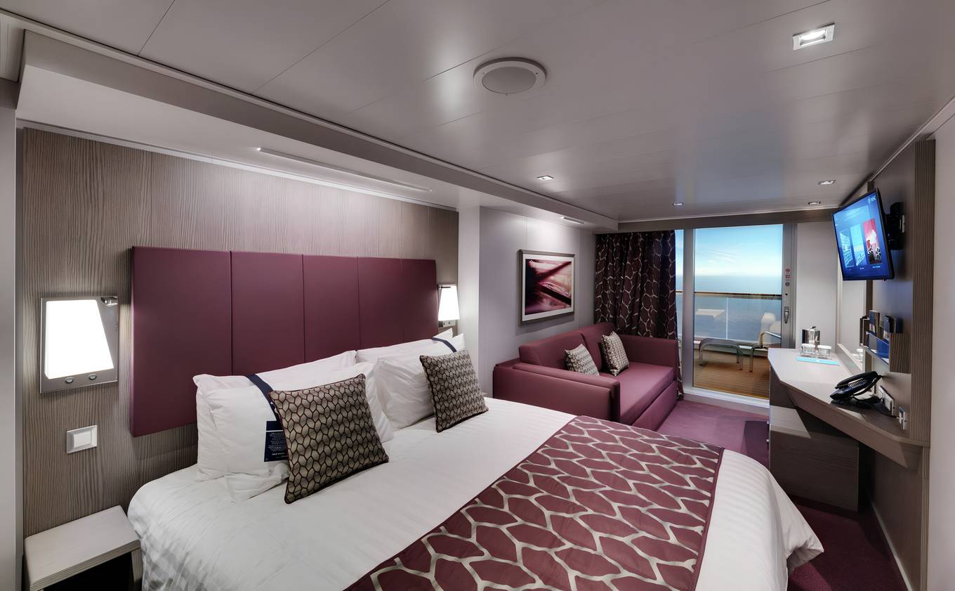 Deluxe Balcony FANTASTICA