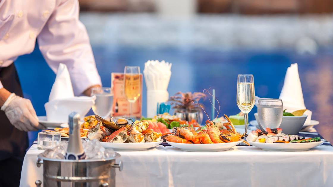 International Dining