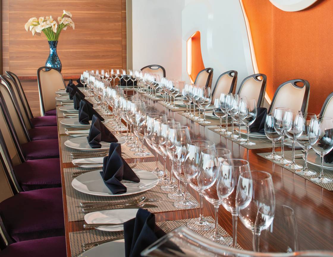 Coastal Kitchen (Suite & Pinnacle Exclusive)