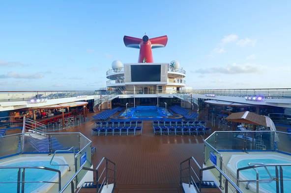 Carnival Valor