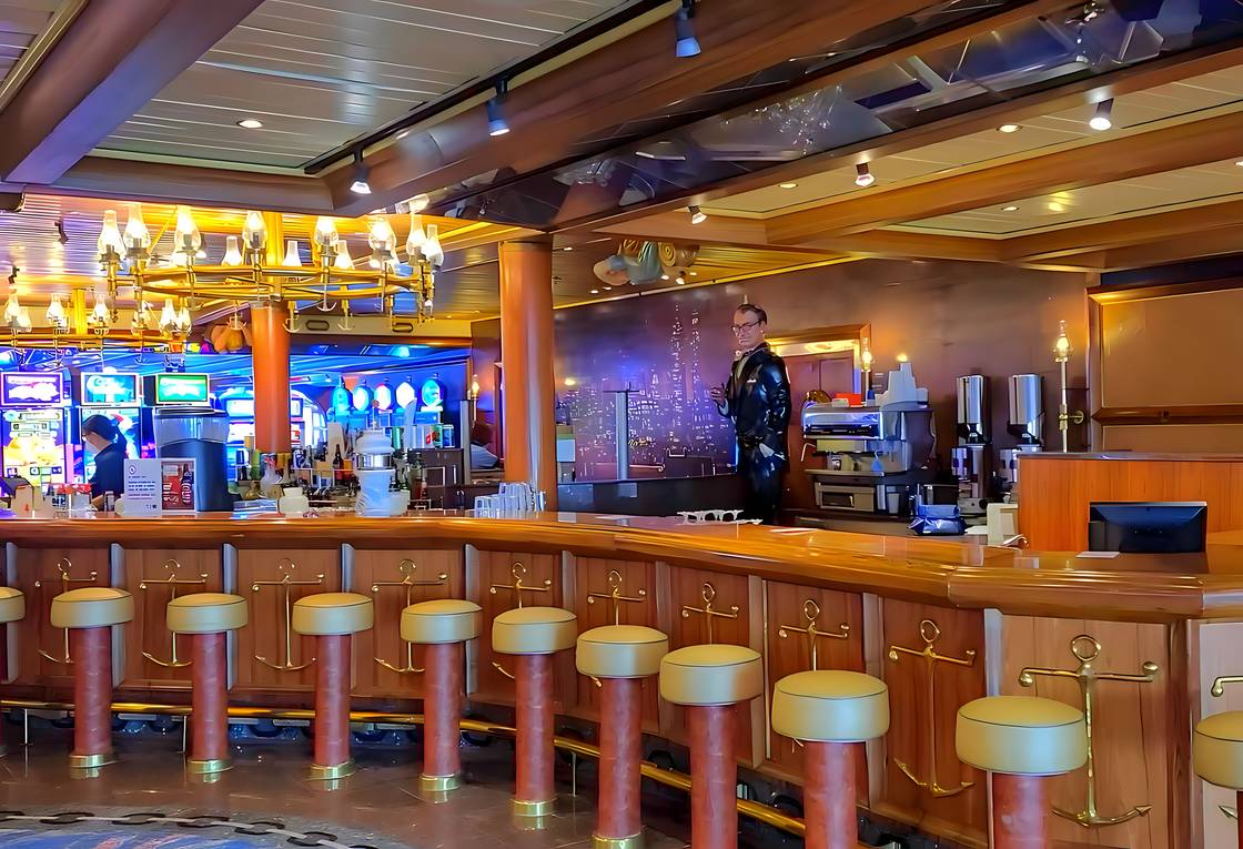 Mr. Lucky's Casino Bar