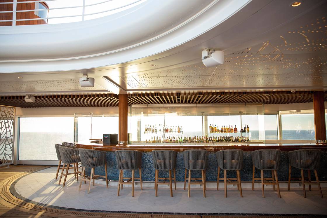 Pool Bar
