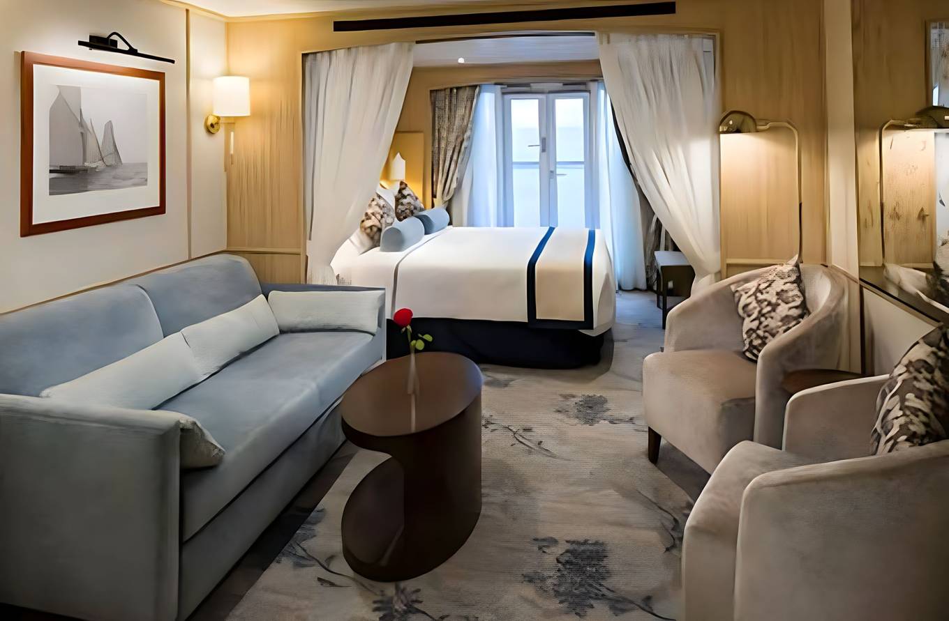Star Balcony Suite