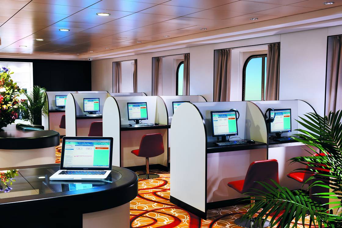 Internet Café