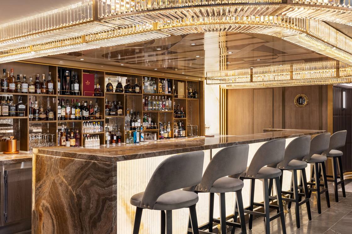 Founders Bar