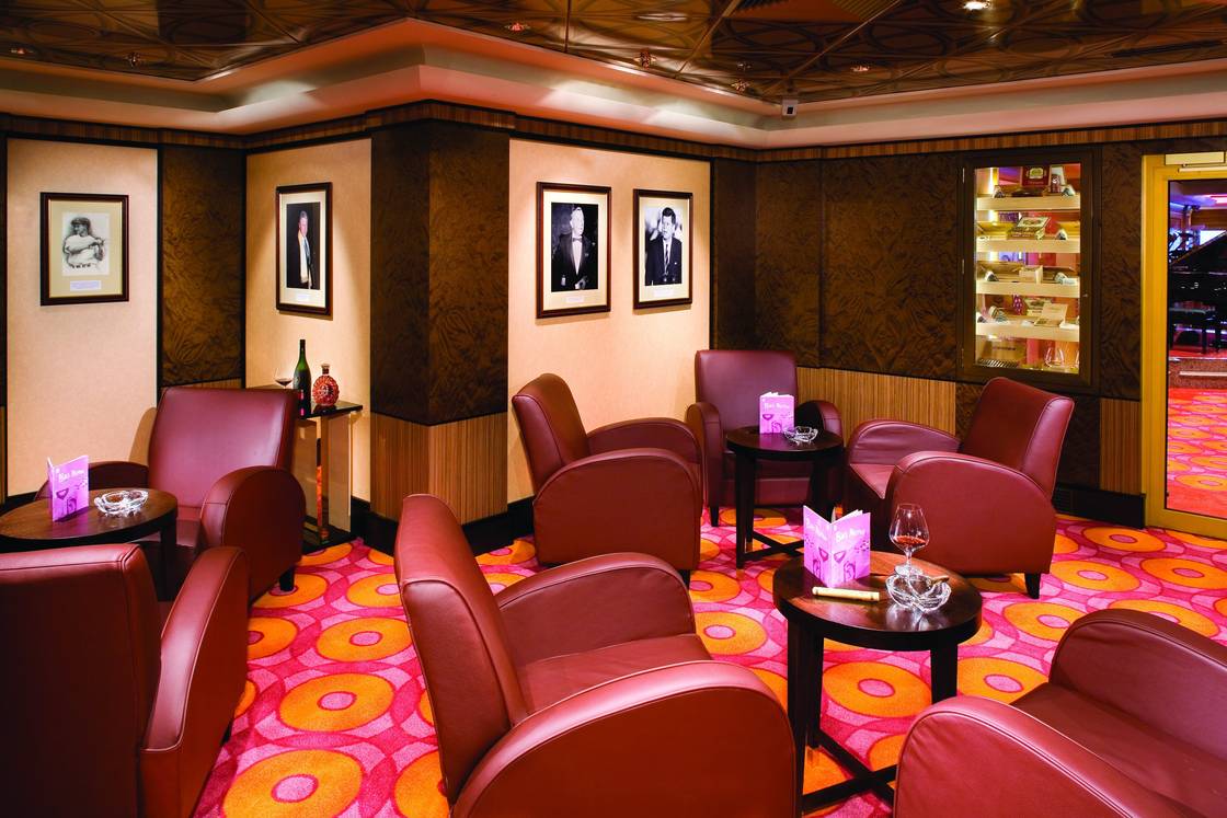 Corona Cigar Club