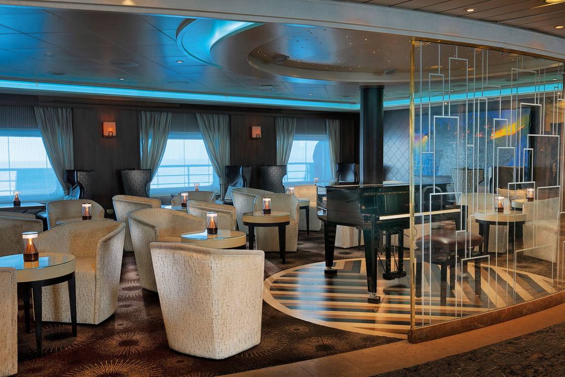 Navigator Lounge