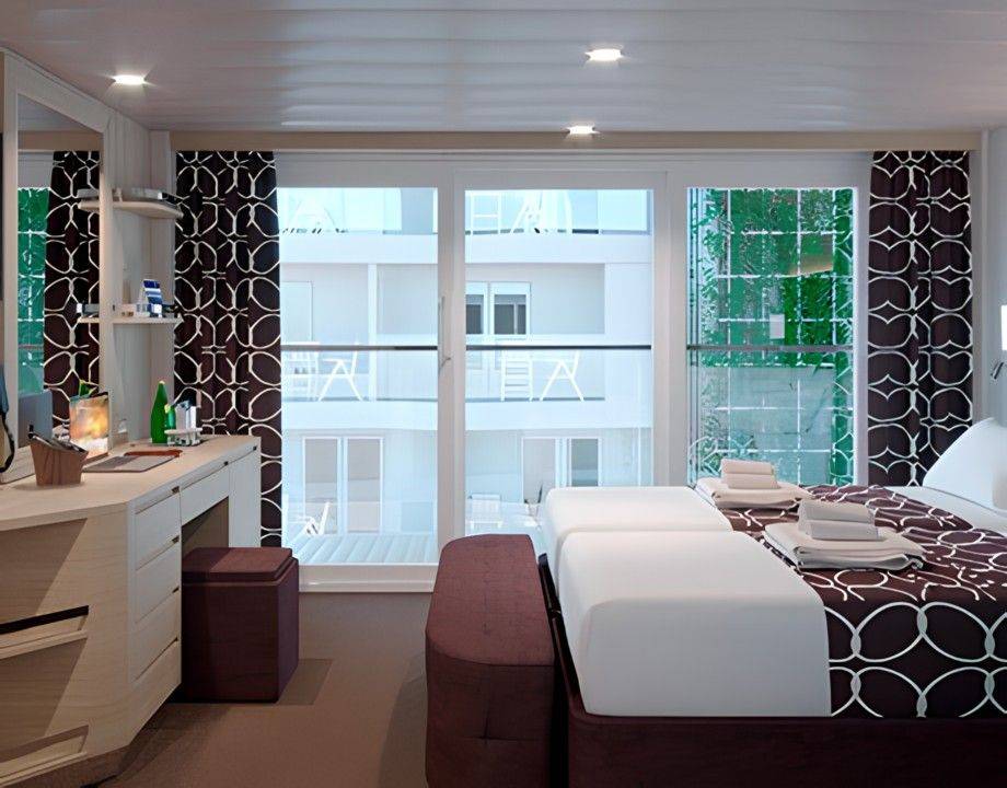 Deluxe Balcony With Promenade & Ocean View Fantastica